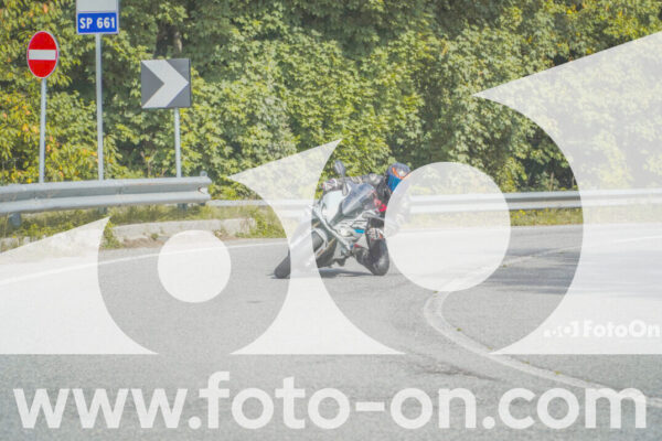 <h1 class="product-title">thumb_FF104485</h1>