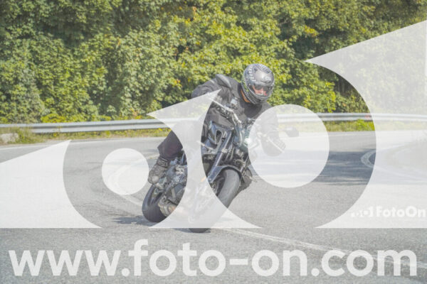 <h1 class="product-title">thumb_FF104491</h1>
