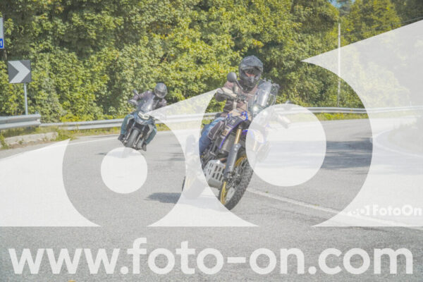 <h1 class="product-title">thumb_FF104497</h1>