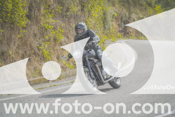 <h1 class="product-title">thumb_FF104515</h1>