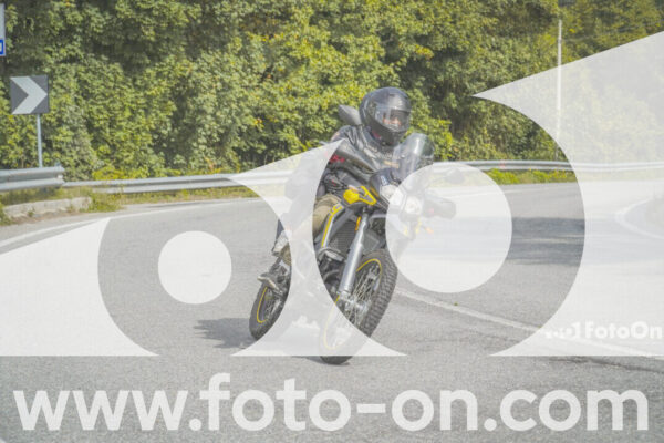 <h1 class="product-title">thumb_FF104517</h1>