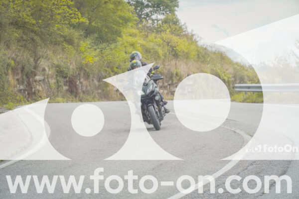 <h1 class="product-title">thumb_FF104562</h1>