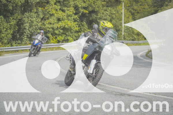<h1 class="product-title">thumb_FF104660</h1>