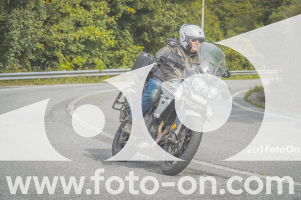 <h1 class="product-title">thumb_FF104665</h1>
