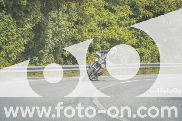 <h1 class="product-title">thumb_FF104704</h1>