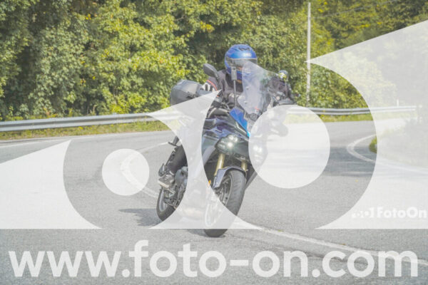<h1 class="product-title">thumb_FF104711</h1>