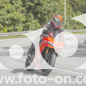 thumb_FF108852