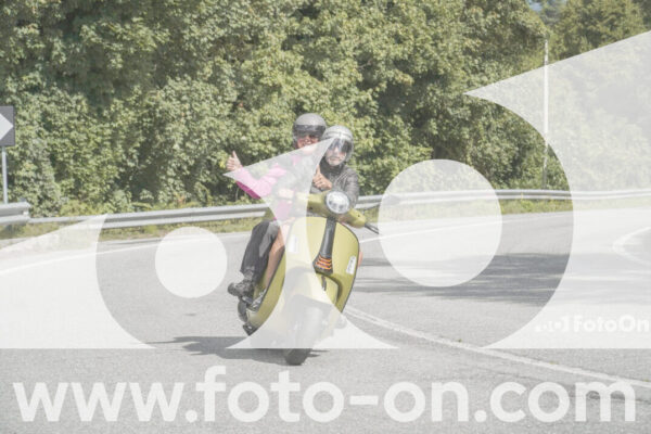 <h1 class="product-title">thumb_FF108903</h1>