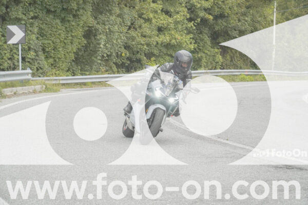 <h1 class="product-title">thumb_FF108934</h1>