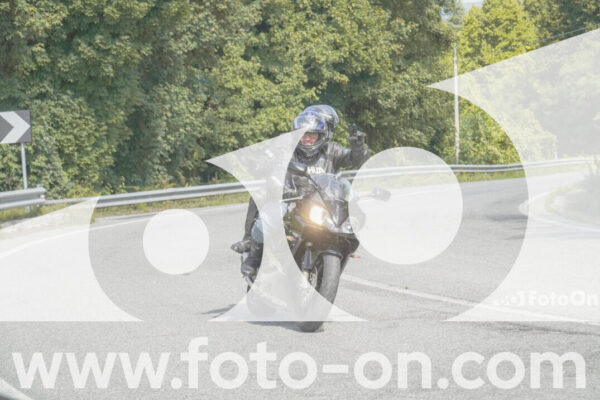 <h1 class="product-title">thumb_FF109051</h1>