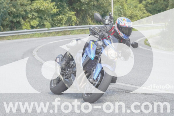 <h1 class="product-title">thumb_FF109121</h1>