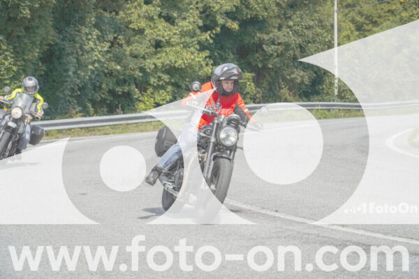 <h1 class="product-title">thumb_FF109133</h1>