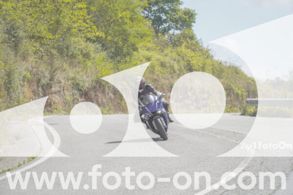 <h1 class="product-title">thumb_FF109147</h1>