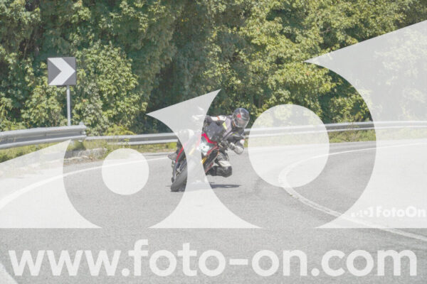 <h1 class="product-title">thumb_FF109159</h1>