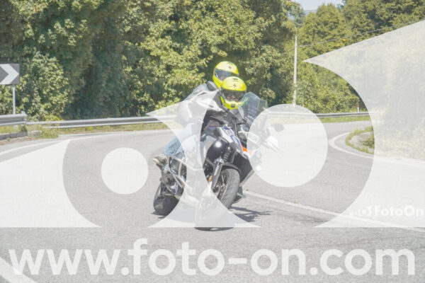 <h1 class="product-title">thumb_FF109198</h1>