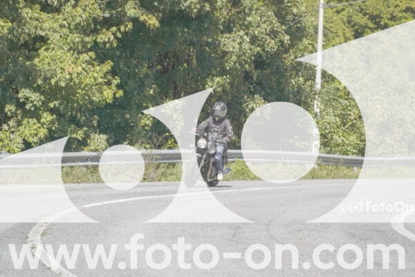 <h1 class="product-title">thumb_FF109238</h1>