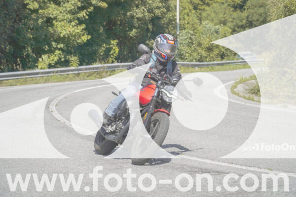 <h1 class="product-title">thumb_FF109243</h1>