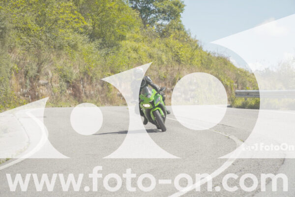 <h1 class="product-title">thumb_FF109245</h1>