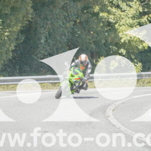 thumb_FF109301