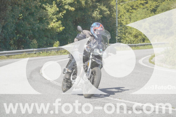 <h1 class="product-title">thumb_FF109357</h1>