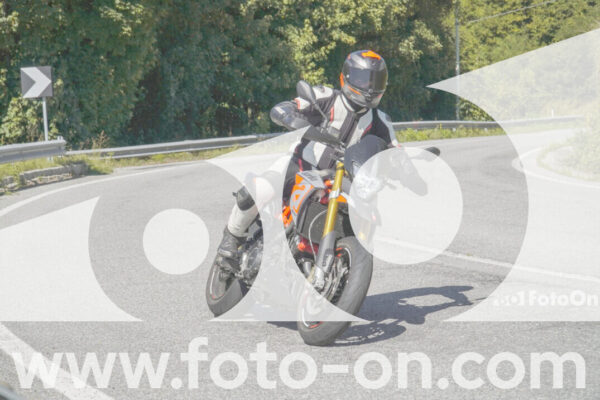 <h1 class="product-title">thumb_FF109370</h1>