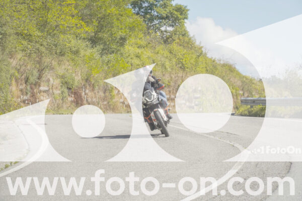 <h1 class="product-title">thumb_FF109398</h1>