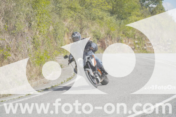 <h1 class="product-title">thumb_FF109407</h1>