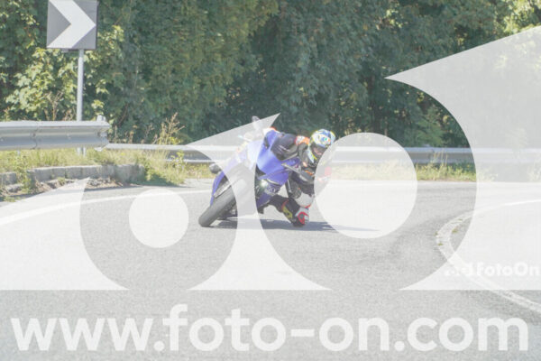 <h1 class="product-title">thumb_FF109414</h1>