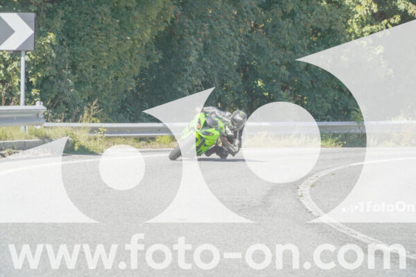 <h1 class="product-title">thumb_FF109418</h1>