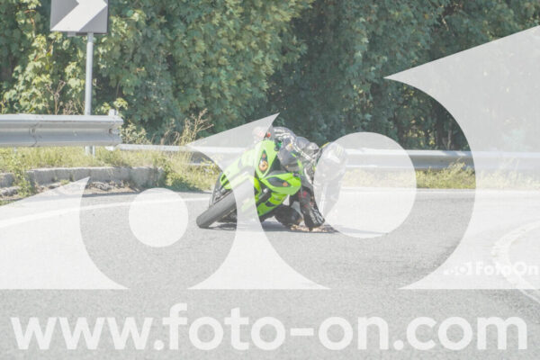 <h1 class="product-title">thumb_FF109444</h1>