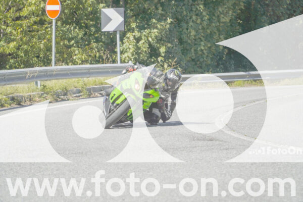 <h1 class="product-title">thumb_FF109471</h1>