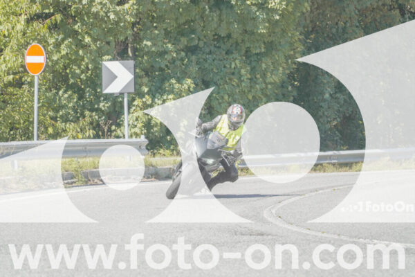 <h1 class="product-title">thumb_FF109483</h1>
