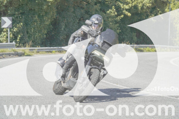<h1 class="product-title">thumb_FF109497</h1>
