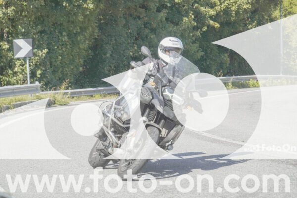 <h1 class="product-title">thumb_FF109544</h1>