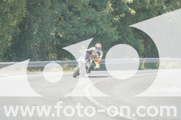 <h1 class="product-title">thumb_FF109562</h1>