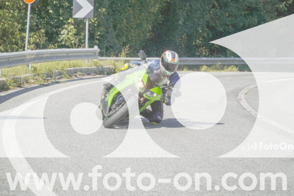 <h1 class="product-title">thumb_FF109571</h1>