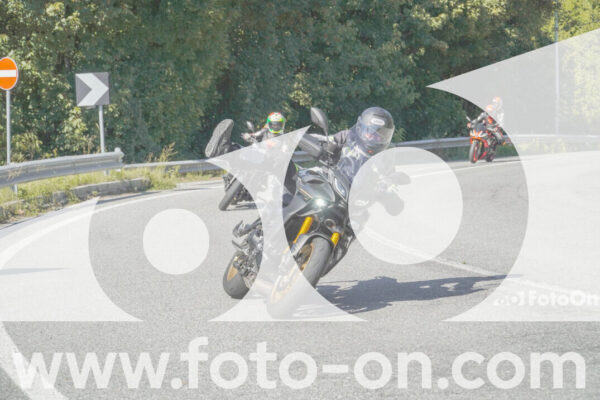<h1 class="product-title">thumb_FF109638</h1>