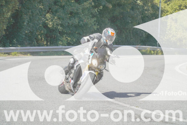 <h1 class="product-title">thumb_FF109664</h1>