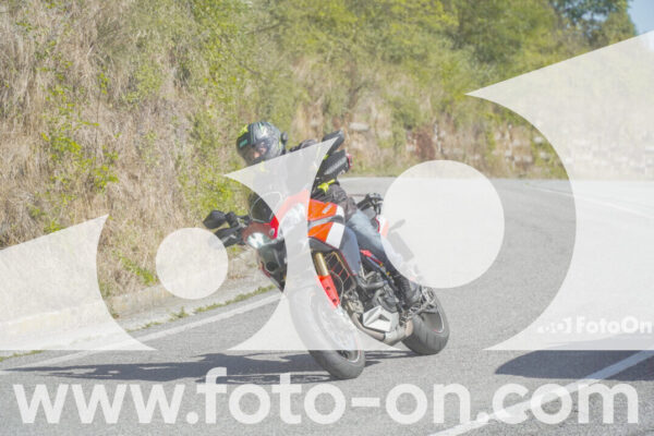 <h1 class="product-title">thumb_FF109708</h1>