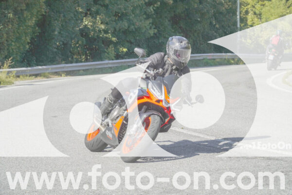 <h1 class="product-title">thumb_FF109725</h1>