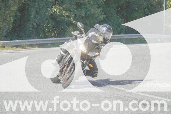 <h1 class="product-title">thumb_FF109736</h1>