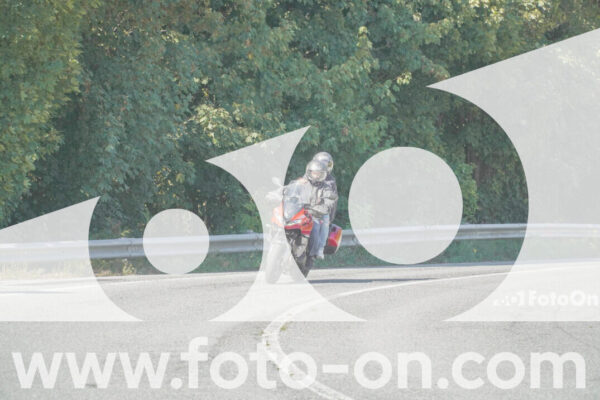 <h1 class="product-title">thumb_FF109742</h1>