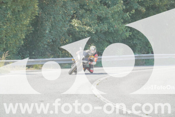 <h1 class="product-title">thumb_FF109744</h1>