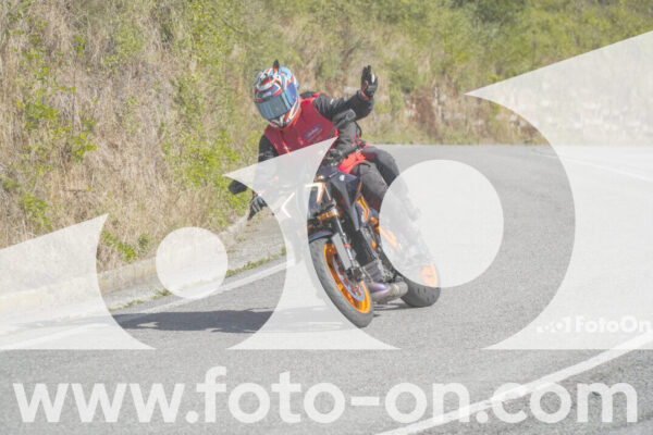 <h1 class="product-title">thumb_FF109766</h1>