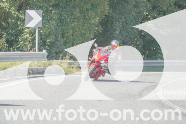 <h1 class="product-title">thumb_FF109777</h1>