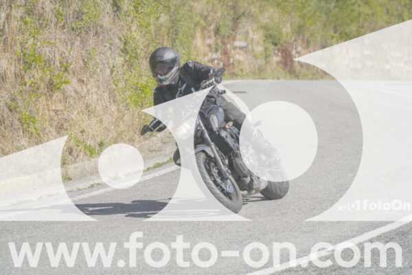 <h1 class="product-title">thumb_FF109785</h1>