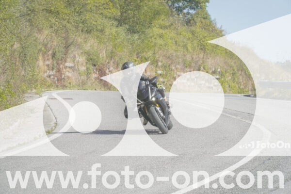 <h1 class="product-title">thumb_FF109793</h1>