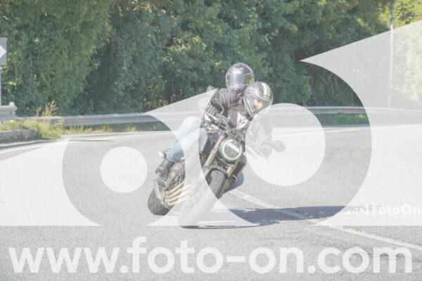 <h1 class="product-title">thumb_FF109804</h1>