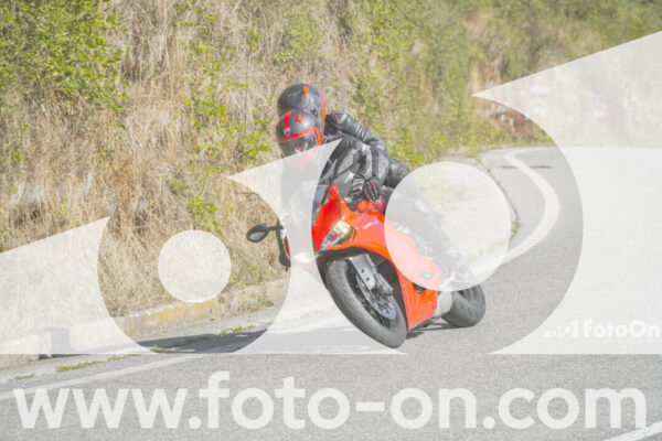 <h1 class="product-title">thumb_FF109805</h1>