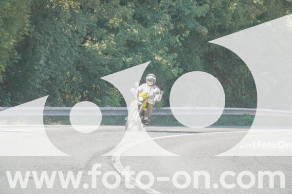 <h1 class="product-title">thumb_FF109832</h1>